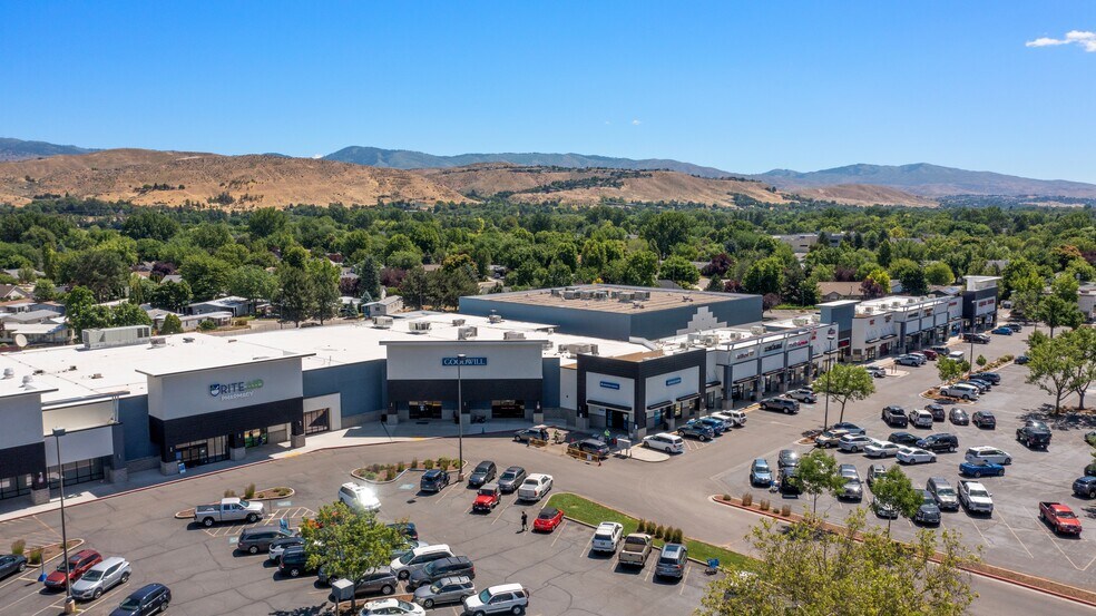More Photos Of 6910-7100 W State St, Boise Storefront For Sale