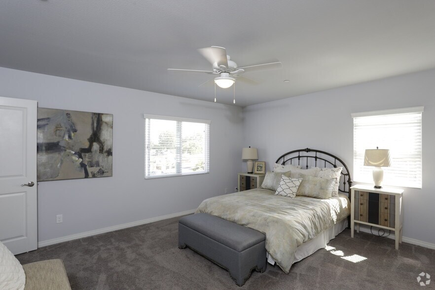 More Photos Of 307 Sycamore Rd, San Ysidro Apartments For Sale