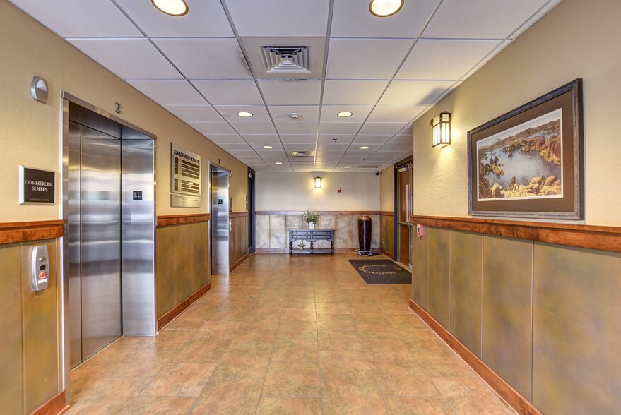 More Photos Of 325 W Gurley St, Prescott Office For Sale