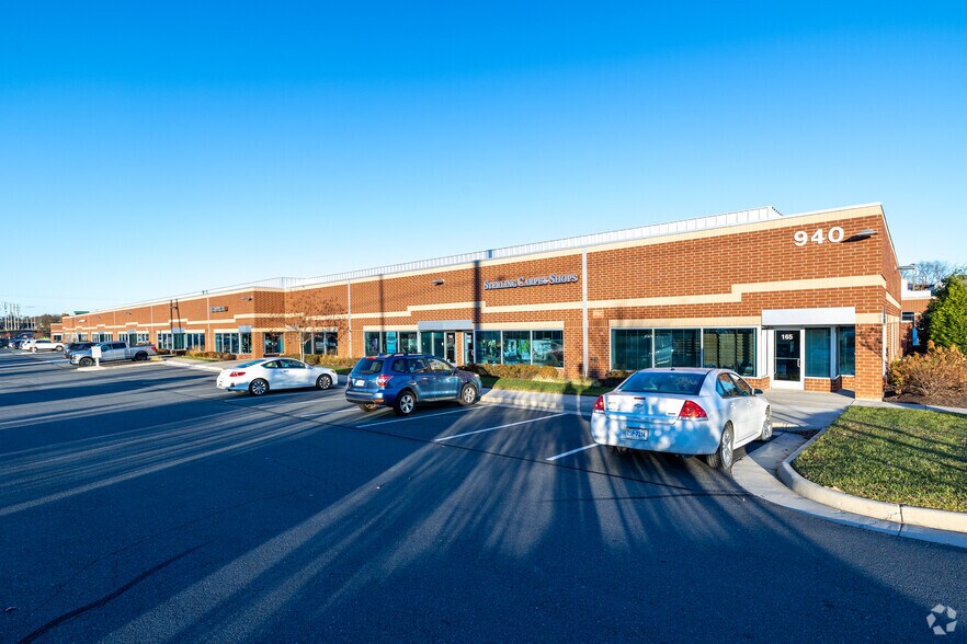 More Photos Of 900 Sycolin Rd, Leesburg Unknown For Lease