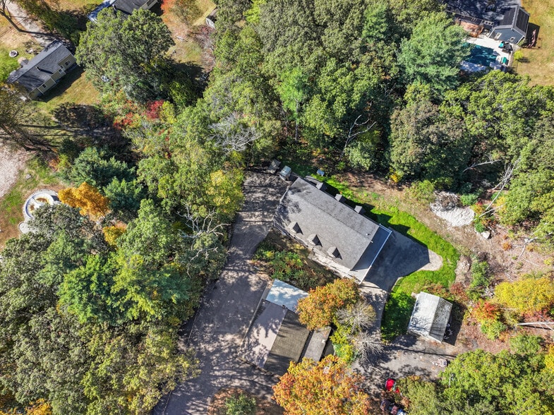 More Photos Of 98 Minebrook Rd, Webster Self Storage For Sale