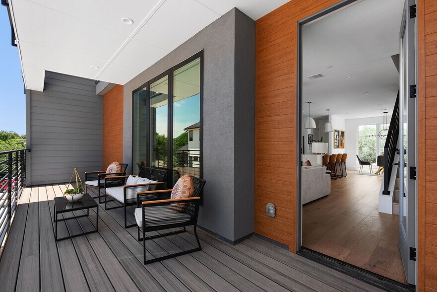 More Photos Of 4022 Valley View Rd, Austin Apartments For Sale