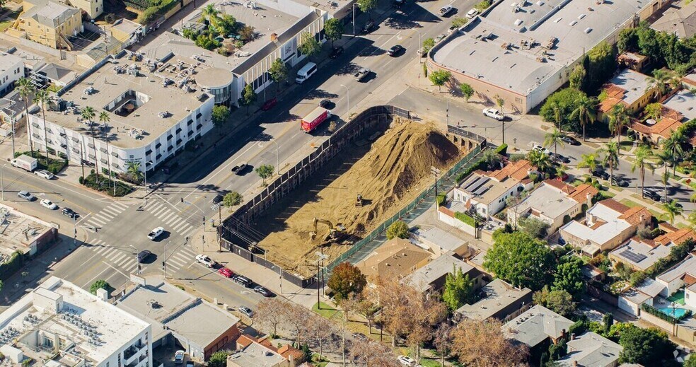 More Photos Of 6055 W Pico Blvd, Los Angeles Apartments For Lease