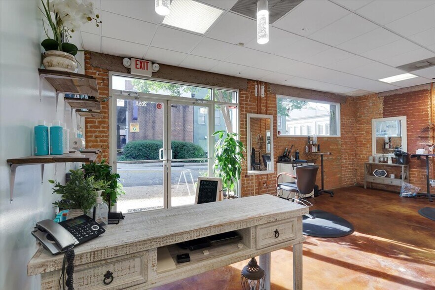 More Photos Of 205 N Laurens St, Greenville Loft Creative Space For Lease