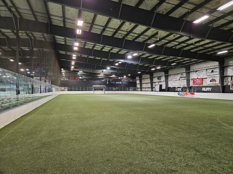 More Photos Of 142 State Route 111, Hampstead Freestanding For Sale