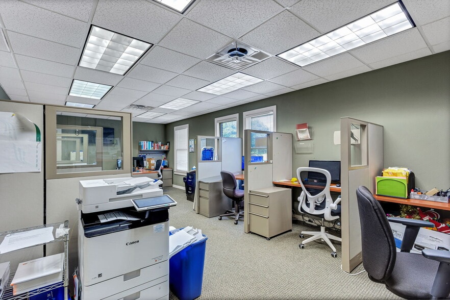 More Photos Of 280 Commonwealth Dr, Greenville Bank For Sale