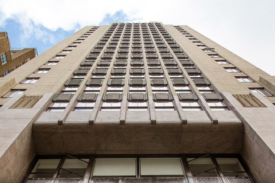 More Photos Of 1616-1618 Walnut St, Philadelphia Apartments For Lease