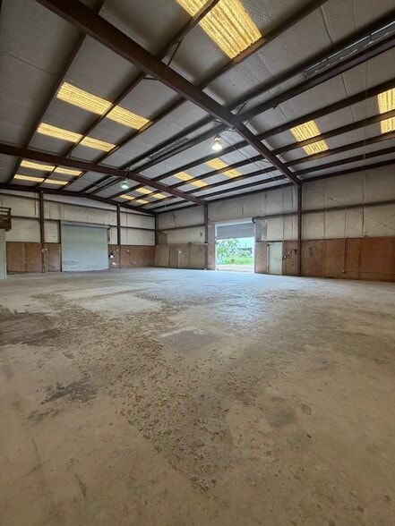 More Photos Of 3825 FM 362 Rd, Brookshire Light Distribution For Lease