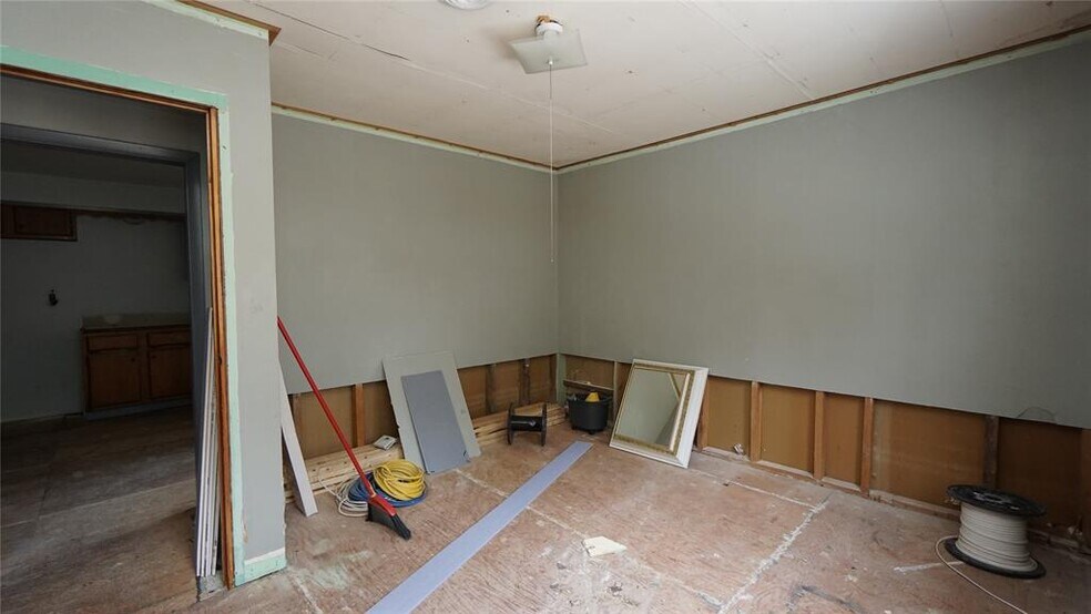 More Photos Of 6 Dedrick Hill Rd, Binghamton Apartments For Sale