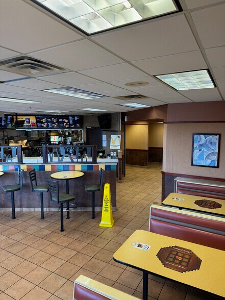 More Photos Of 13496 Highway 73, Geismar Fast Food For Sale