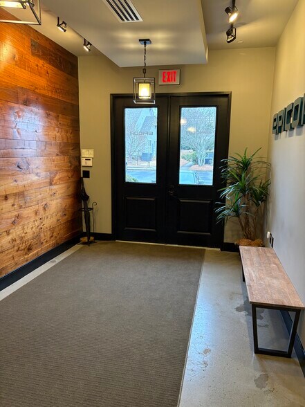 More Photos Of 12220 Birmingham Hwy, Alpharetta Office For Sale