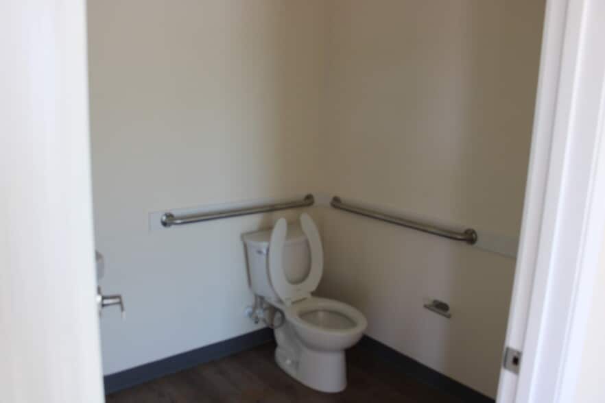 More Photos Of 1518 US Highway 19, Holiday Office For Lease
