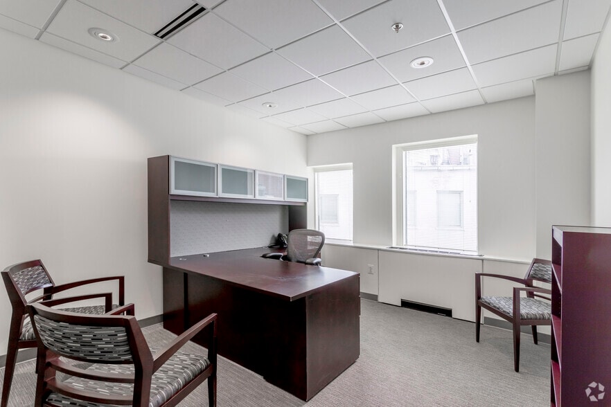 More Photos Of 1350 Connecticut Ave NW, Washington Office For Lease