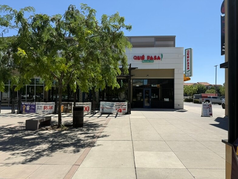 More Photos Of 3115 E Campus Pointe Dr, Fresno Freestanding For Lease