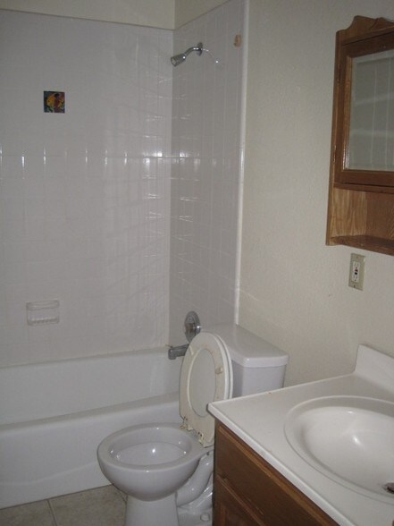 More Photos Of 8207 Sam Rayburn Dr, Austin Apartments For Sale