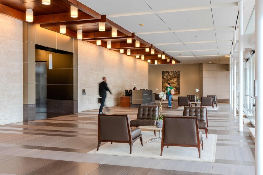 More Photos Of 5718 Westheimer Rd, Houston Office For Lease