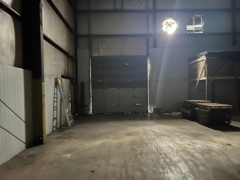 More Photos Of 7975 Central Pike, Mount Juliet Self Storage For Lease