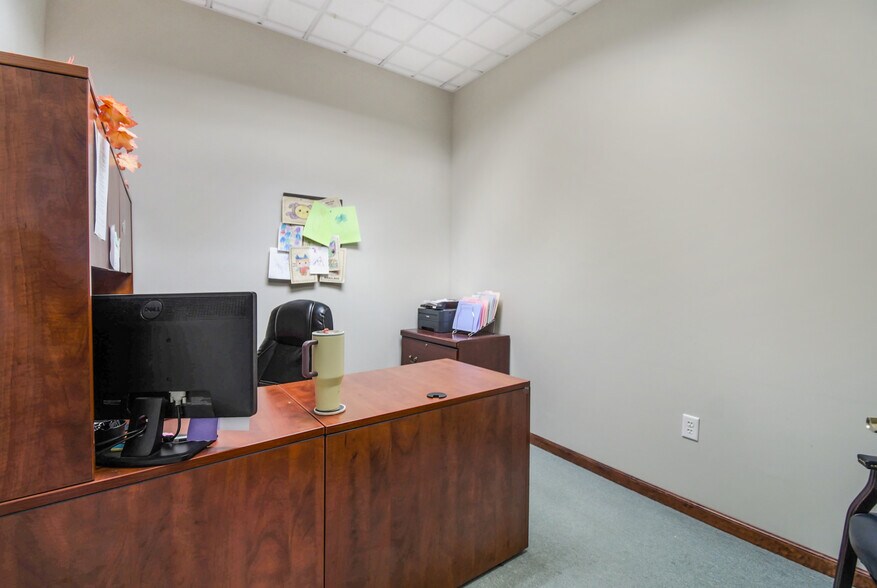 More Photos Of 4425 US Highway 1 S, Saint Augustine Light Manufacturing For Sale