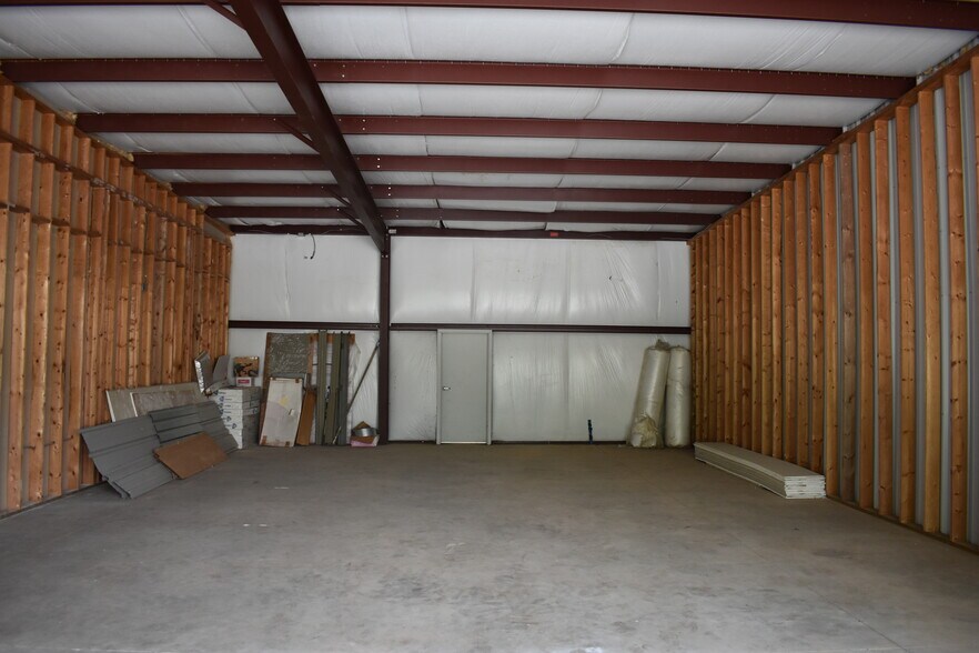 More Photos Of 1760 Decherd Blvd, Decherd Medical For Lease