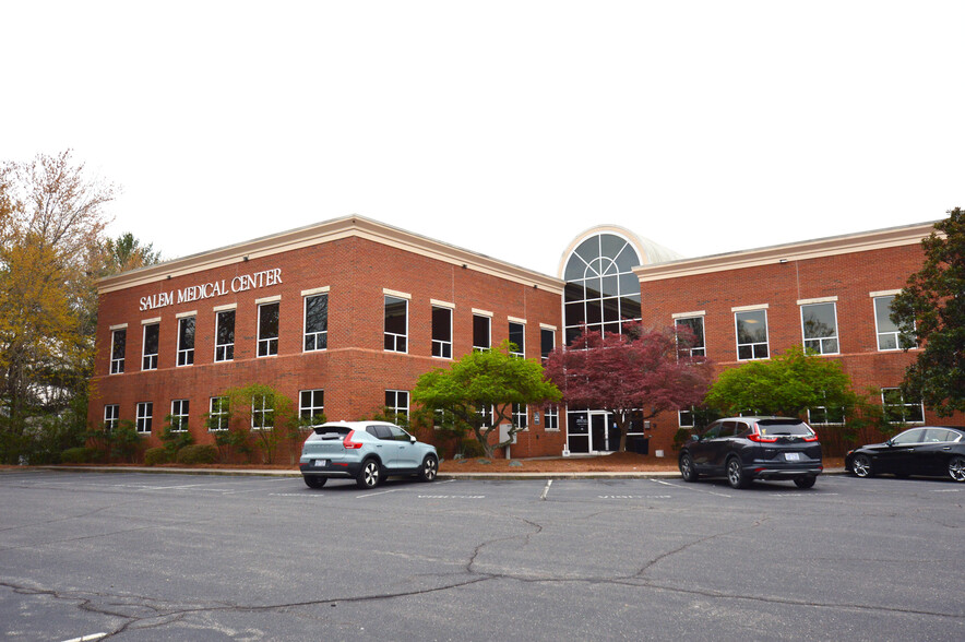 Primary Photo Of 755 Highland Oaks Dr, Winston-Salem Medical For Lease