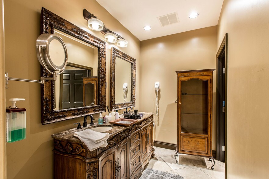 More Photos Of 1161 Puerta del Sol, San Clemente Medical For Lease