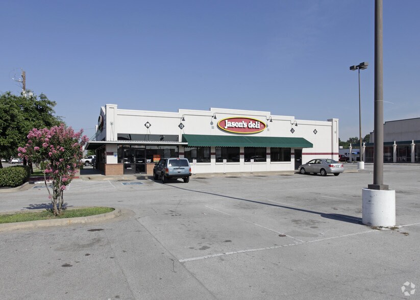 More Photos Of 3901-3937 Spencer Hwy, Pasadena Unknown For Lease