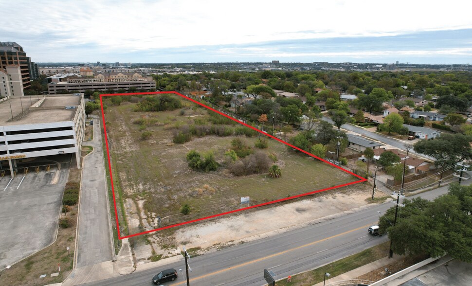 More Photos Of 8610 McCullough Ave, San Antonio Land For Sale