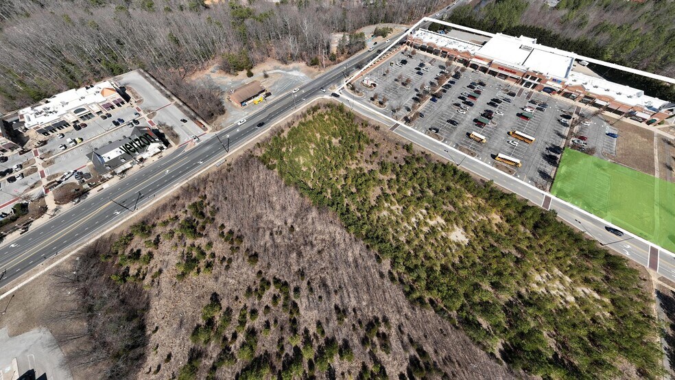 More Photos Of H.G. Trueman Rd, Lusby Unknown For Lease