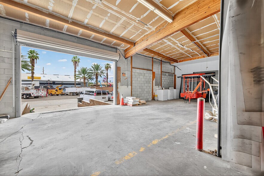 More Photos Of 81500 Industrial Pl, Indio Warehouse For Sale