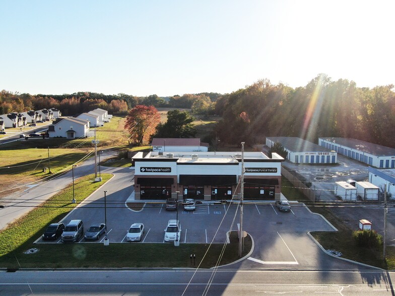 Primary Photo Of 1868 Hillsboro Blvd, Manchester Freestanding For Lease