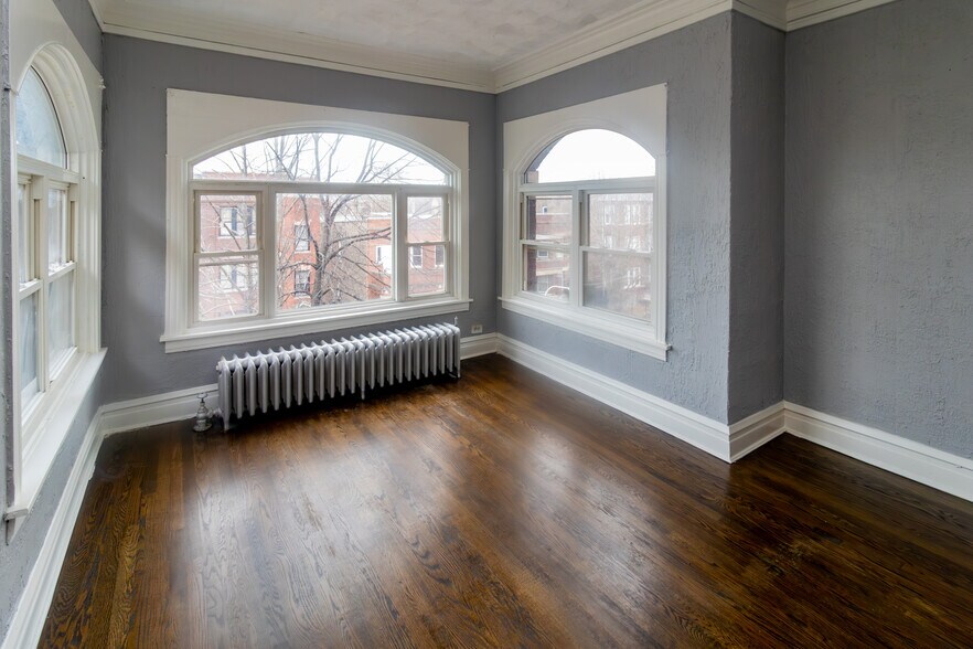 More Photos Of 7304 S Union Ave, Chicago Multifamily For Sale