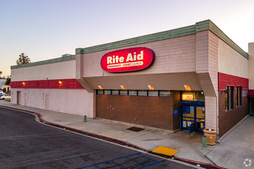 More Photos Of 4516-4550 Atlantic Ave, Long Beach Unknown For Lease