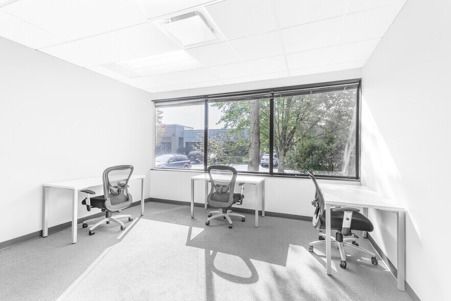 More Photos Of 11335 NE 122nd Way, Kirkland Coworking Space