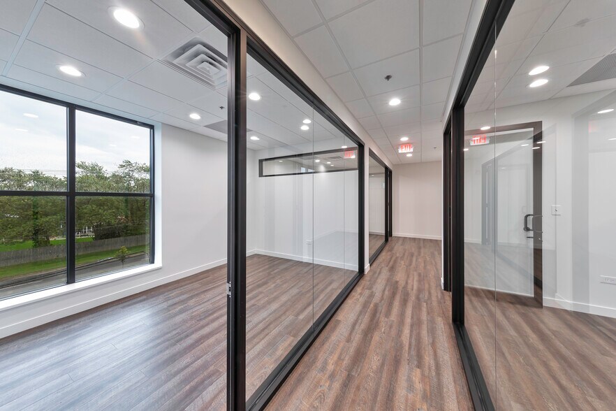 More Photos Of 700 E Ogden Ave, Westmont Medical For Lease