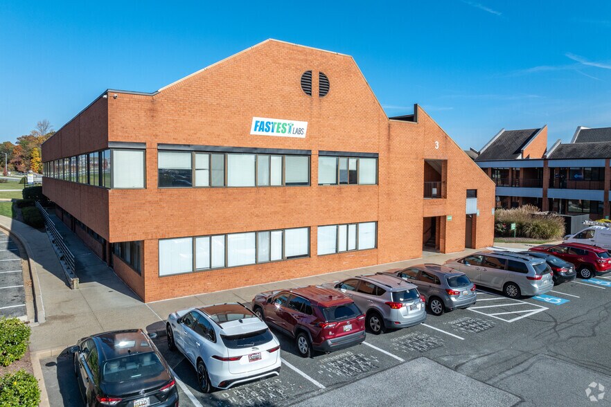 More Photos Of 7923 Honeygo Blvd, Baltimore Unknown For Lease