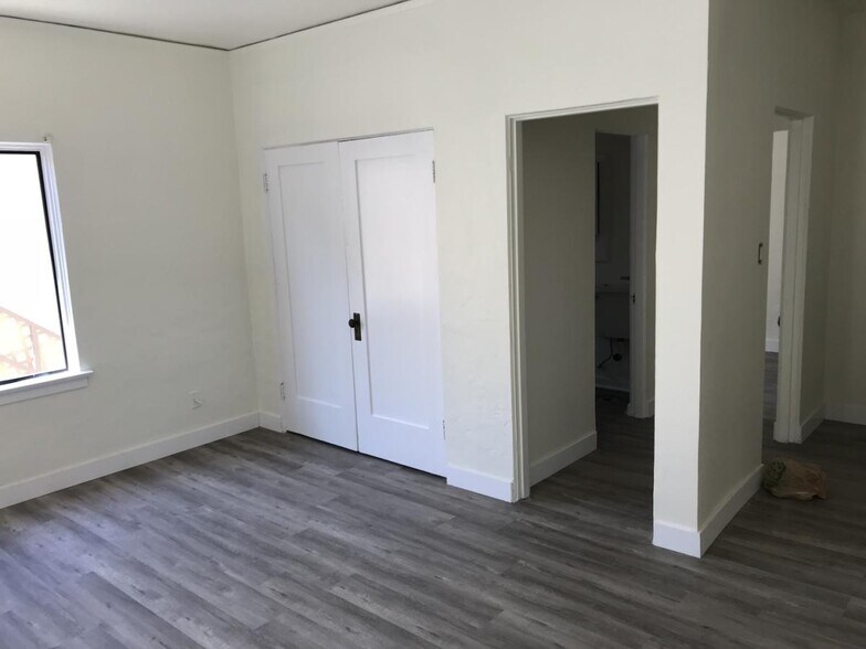 More Photos Of 3939 7th Ave, San Diego Apartments For Sale