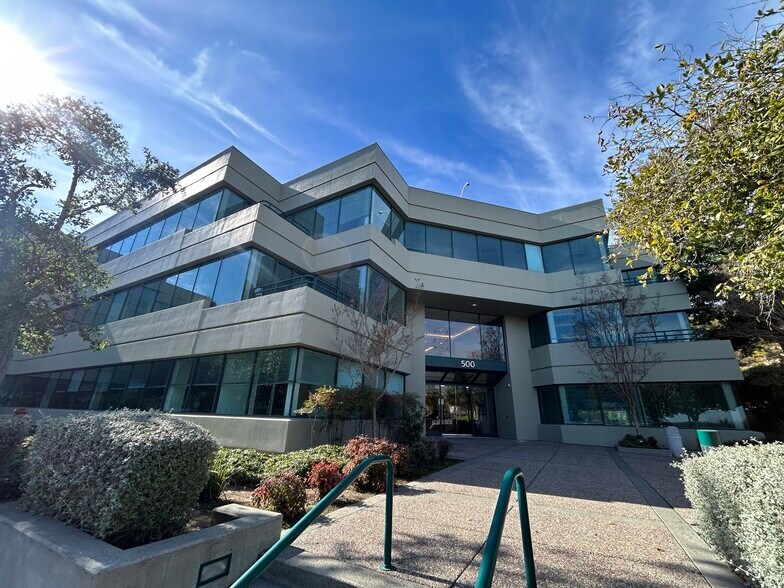 More Photos Of 500 Redwood Blvd, Novato Unknown For Lease