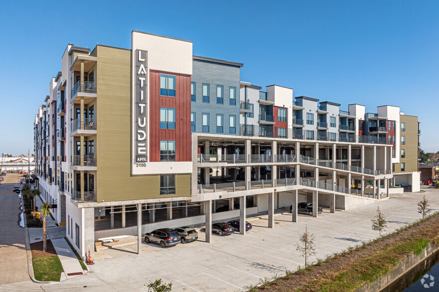 Primary Photo Of 3100 Lake Villa Dr, Metairie Apartments For Lease