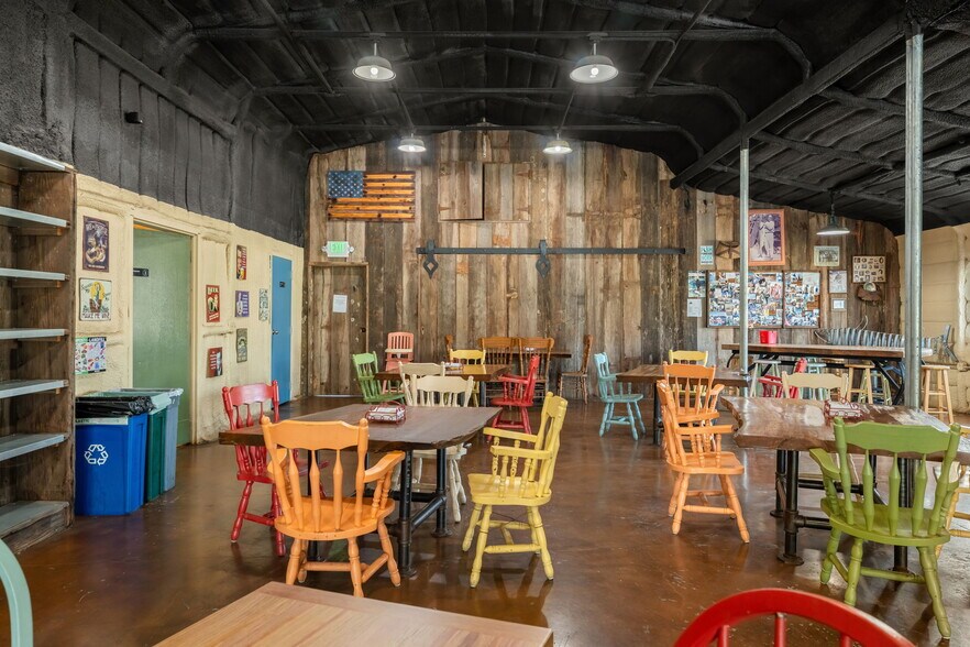 More Photos Of 3106 Golden Gate Dr, Napa Flex For Sale