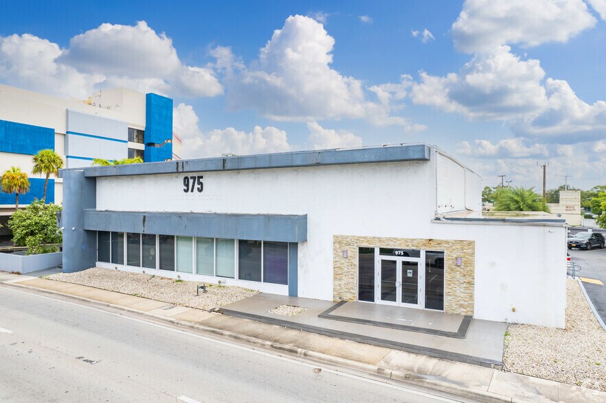 Primary Photo Of 975 N Miami Beach Blvd, North Miami Beach Coworking Space