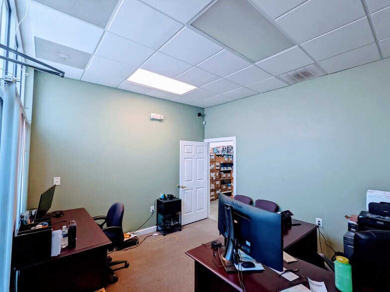 More Photos Of 2000 Bearcat Way, Morrisville Research And Development For Lease