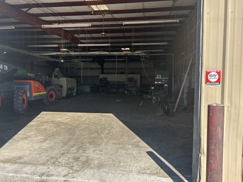 More Photos Of 11 W Barham Ave, Santa Rosa Warehouse For Lease