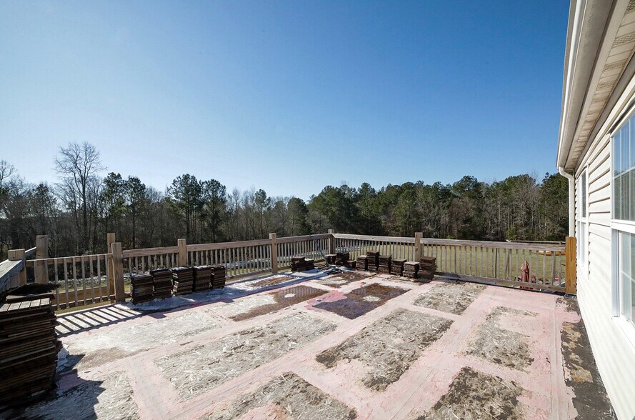 More Photos Of 9 Callaway Dr, Crawford Restaurant For Sale