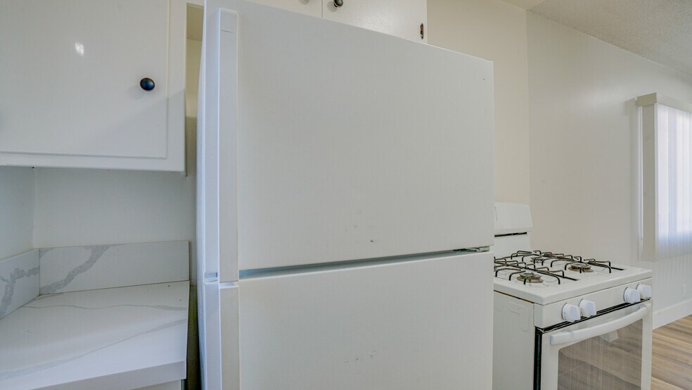 More Photos Of 8419-8425 S Western Ave, Los Angeles Apartments For Sale