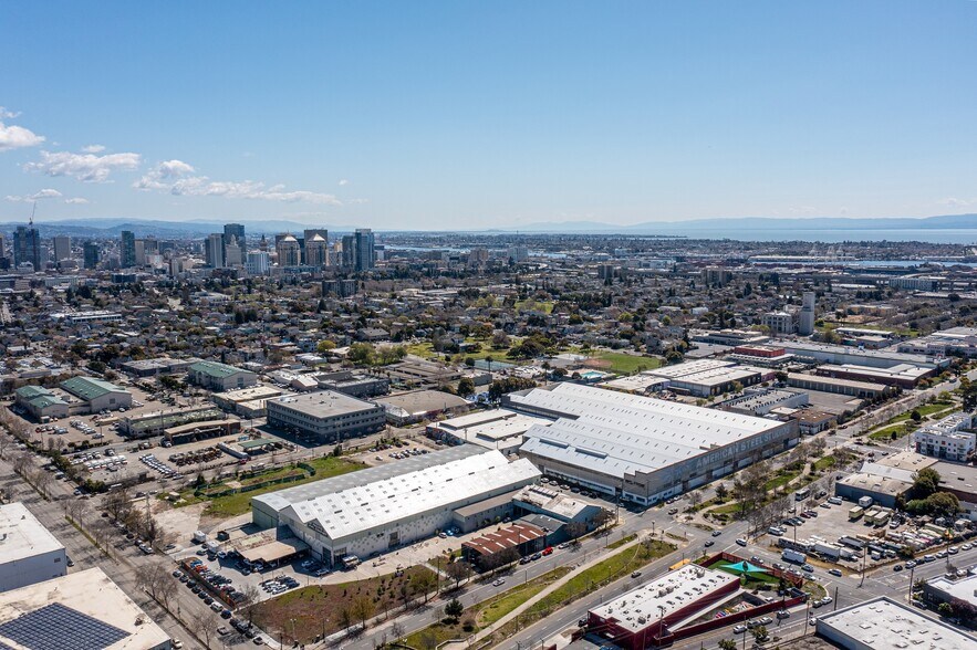 More Photos Of 2000-2040 Mandela Pky, Oakland Manufacturing For Lease