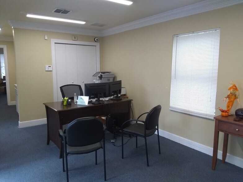 More Photos Of 3875 Wallin St, Savannah Freestanding For Lease