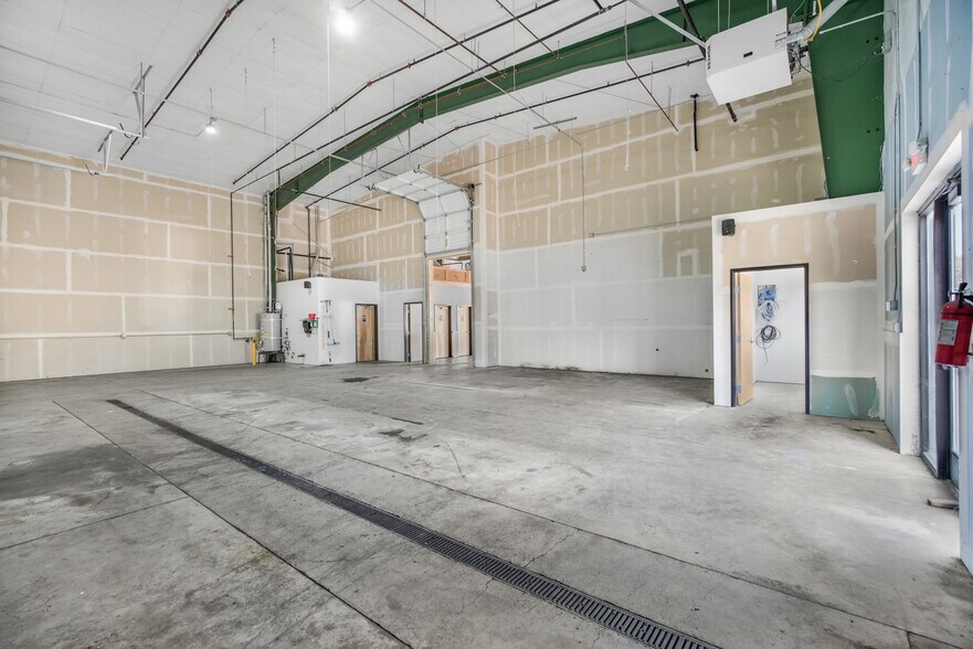 More Photos Of 421 C St, Washougal Warehouse For Sale