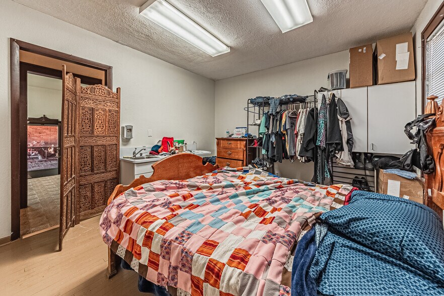 More Photos Of 134 W 7th St, Walsenburg Office Residential For Sale