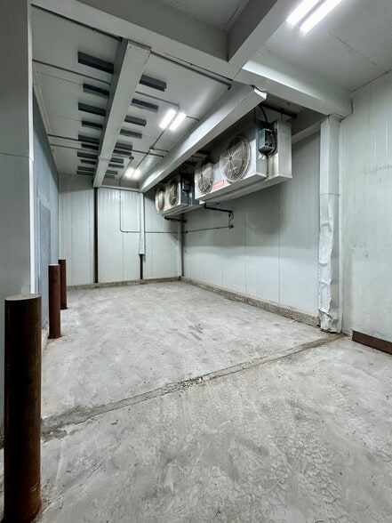 More Photos Of 1560 S Delaware Dr, Mount Bethel Food Processing For Sale