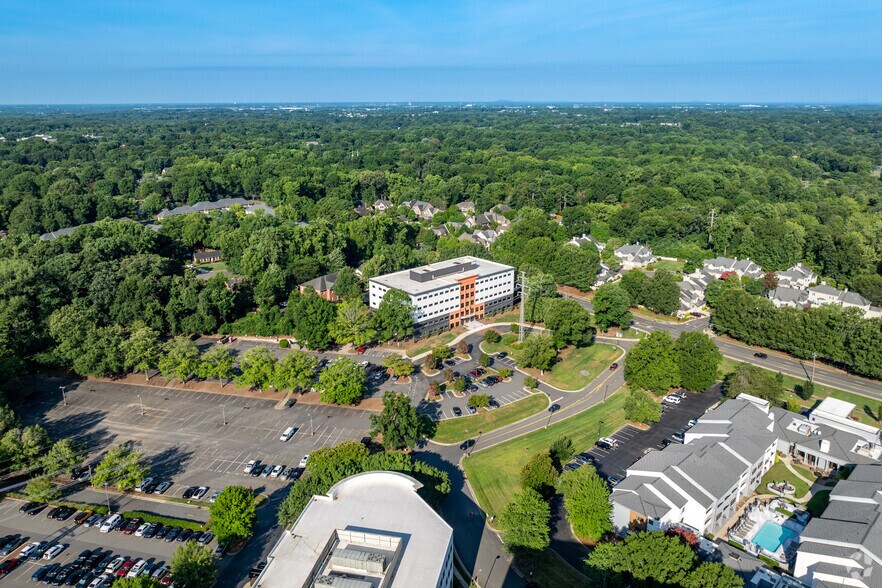 More Photos Of 6135 Park South Dr, Charlotte Coworking Space